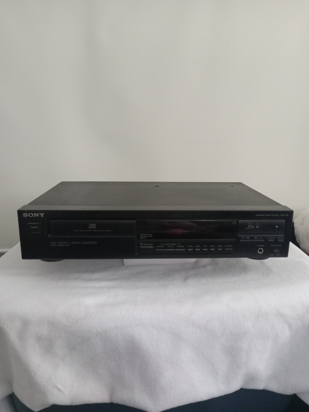 Sony Black CD Player CDP-297 VTG 1992 High Density Linear Converter Tested